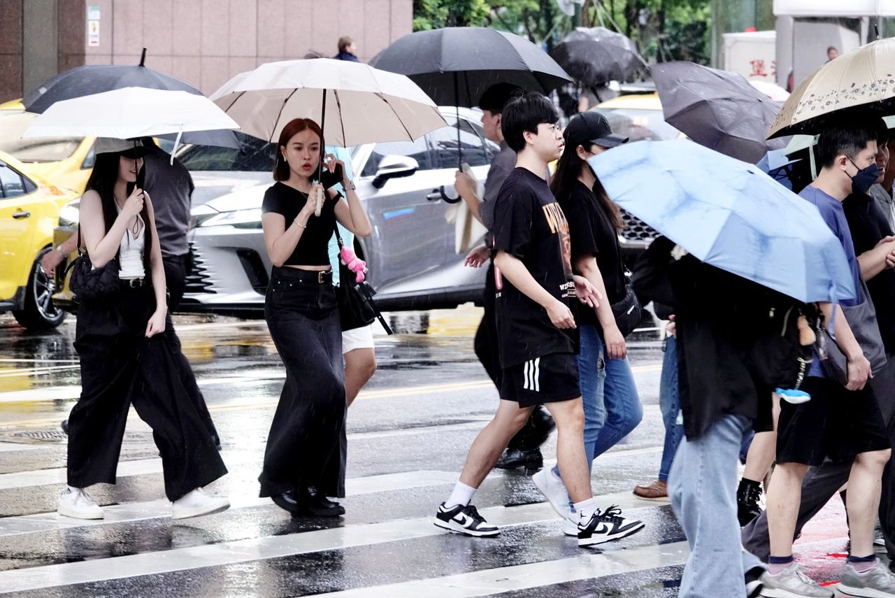 先熱後濕涼!清明連假恐「雨下不停」 中北部防大雨