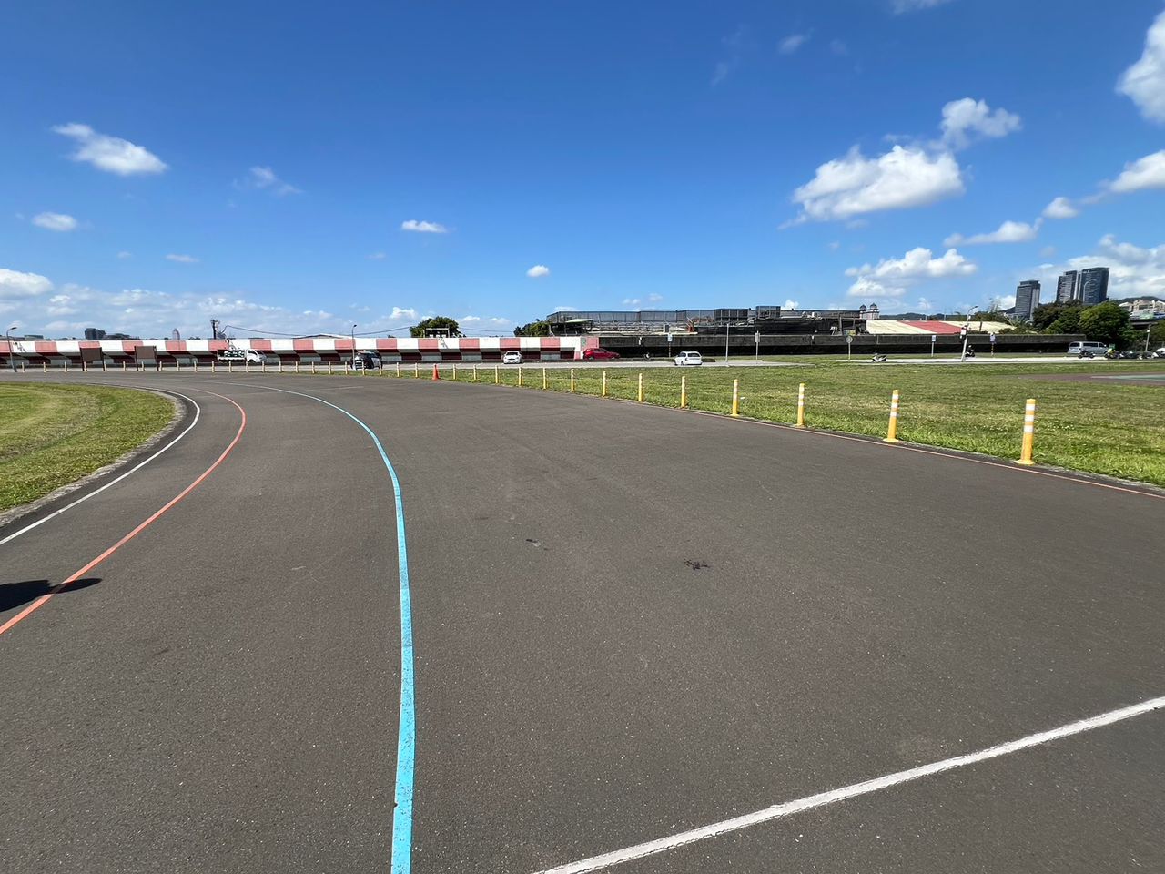 觀山自由車練習場出事!少年練車撞傷5歲童 2人送醫