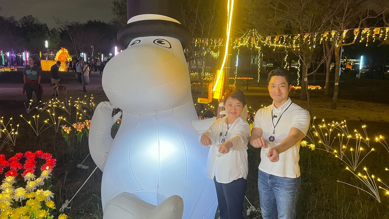 蔣萬安賞台中燈會 盧秀燕欲送「第4盞」提燈!笑:對你期望甚深