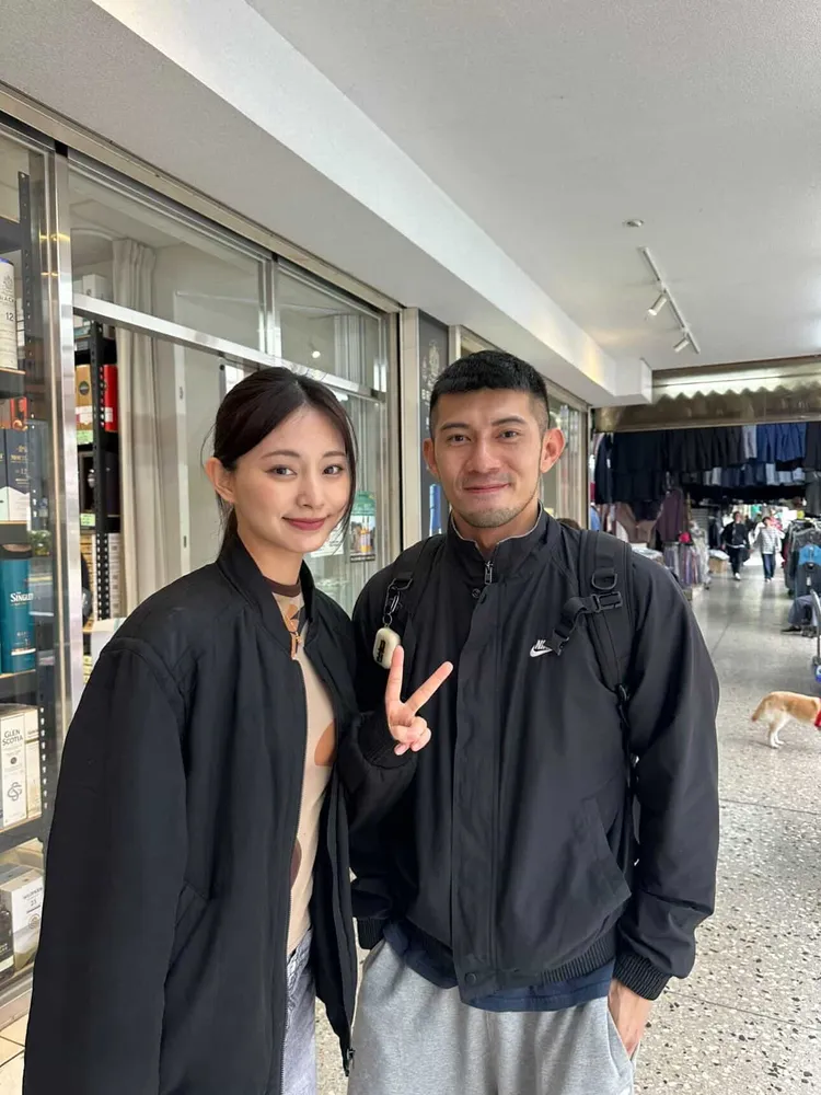 他強調周子瑜本人真的很美。周先生授權提供