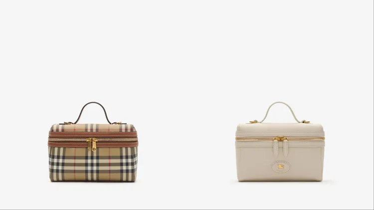 Burberry典藏米色&石楠木棕色格紋Vanity包（左）4萬4500元、皂米色&淺米色Bloomsbury化妝箱（右）5萬5000元。品牌提供