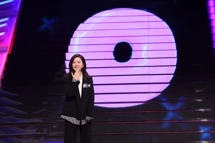 楊小黎上公視《哈！真相大白了》。公視提供