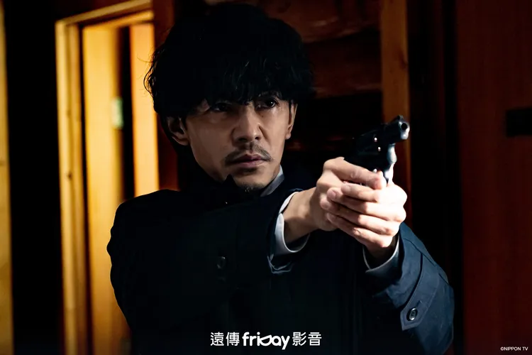 藤木直人劇中是負責殺人案件的刑警。friDay影音提供