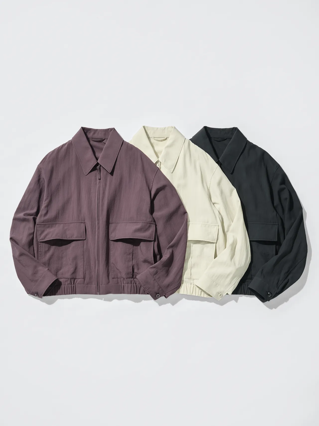 Uniqlo U 2026春夏系列男女適穿短版布勞森外套，各1990元。品牌提供