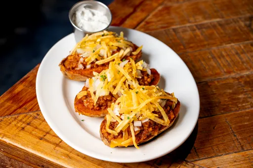 臺虎精釀聯名美國馬鈴薯推「太薯虎啦」！2款限定餐點攻佔全台門市