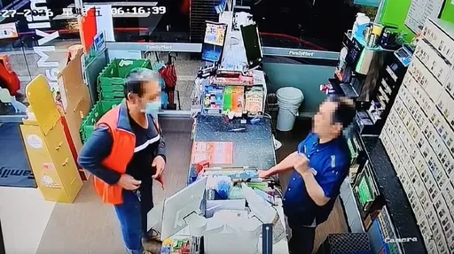 民眾遺失皮夾遭盜刷卡　竟自PO超商監視器！網歪樓：這店長SB