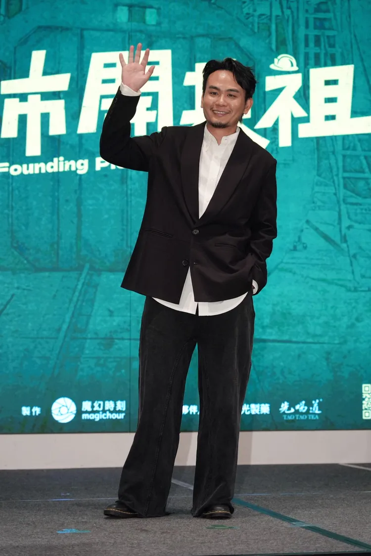 楊大正誇劇組對於工安意識很高，很有安全感。攝影中心攝