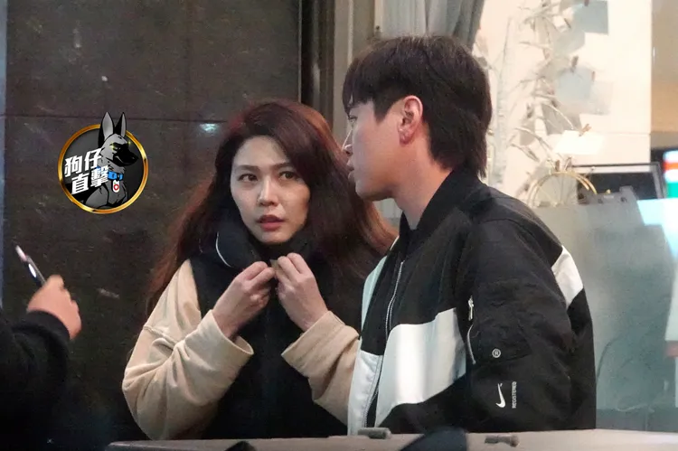 白家綺（左）和吳東諺一同創業，投資千萬元打造「樂飛翔親子運動樂園」正在試營運。特勤中心攝