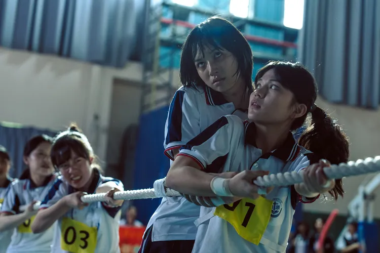 學生玩了鬼牽手遊戲出事。網銀國際影視提供