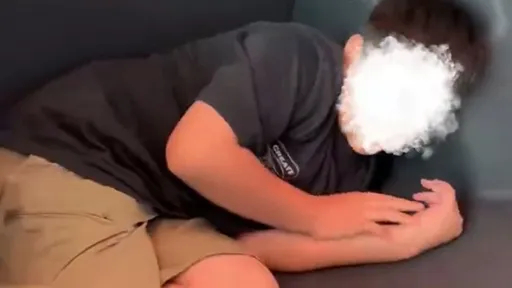 後媽兩小孩坐車裡　9歲童「被塞後車箱」怒告生父繼母