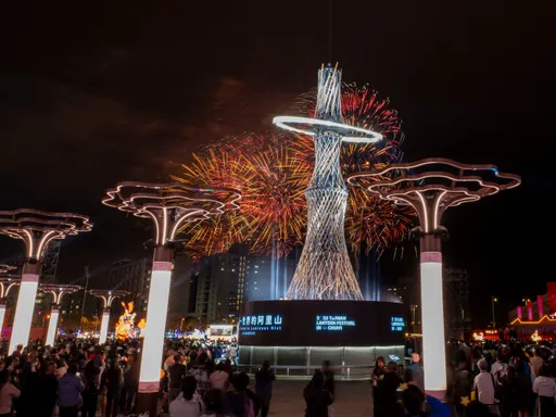 2026台灣燈會「抵嘉」！昨開幕狂吸百萬人次　第二天活動滿檔快來感受