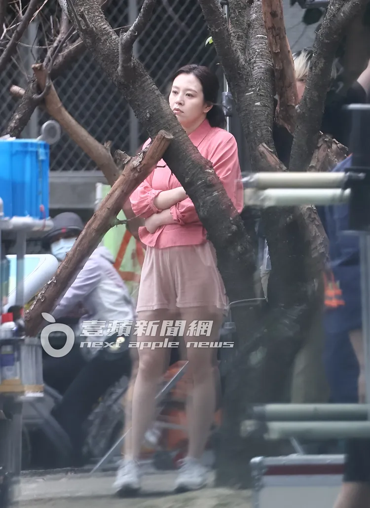 準備拍攝期間，新手媽劉品言放空休息。特勤中心攝