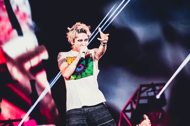 日本搖滾天團ONE OK ROCK主唱Taka。秀泰娛樂提供