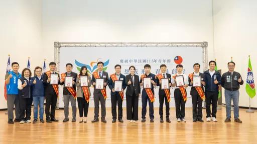 青年力翻轉新竹！　高虹安攜手救國團表揚62位竹市優秀青年