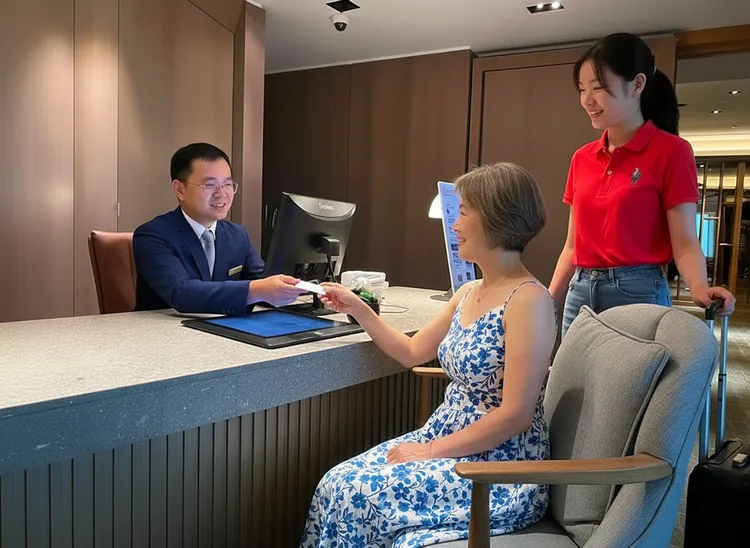 台南遠東香格里拉豪華閣貴賓廊提供旅客可享專人辦理入住與貼心接待，展開輕鬆從容的住宿體驗。台南遠東香格里拉飯店提供