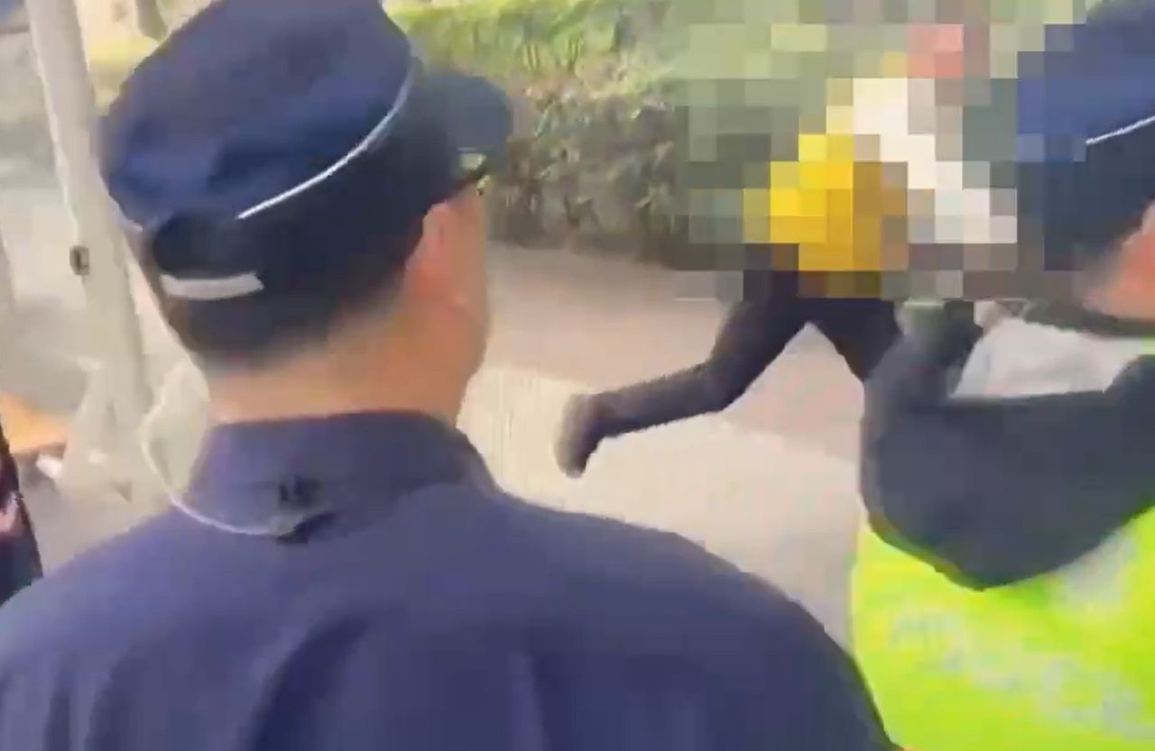 民眾黨上凱道...「雙游」來鬧場!吃屎哥喊「貪汙」、游智彬丟水球