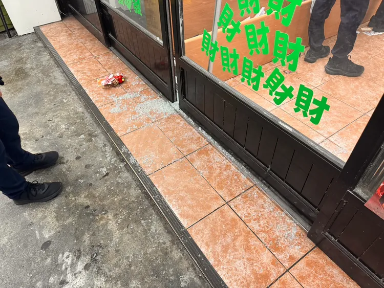 吉安一家麻將館被人砸店。警方提供