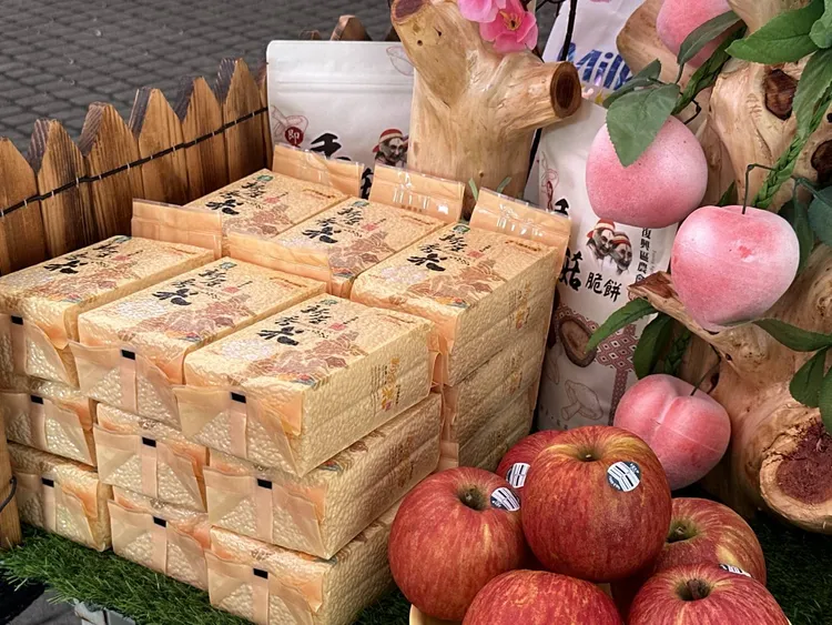 桃園環保局推廣清明敬祖低碳減燒。環保局提供