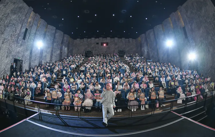 佐久間大介連跑4場電影見面會，與1200名粉絲相見歡。天馬行空提供