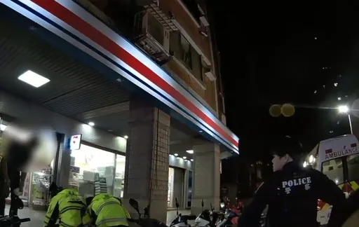 感情糾紛談判亮刀　　22歲男砍傷情敵友人！1小時落網