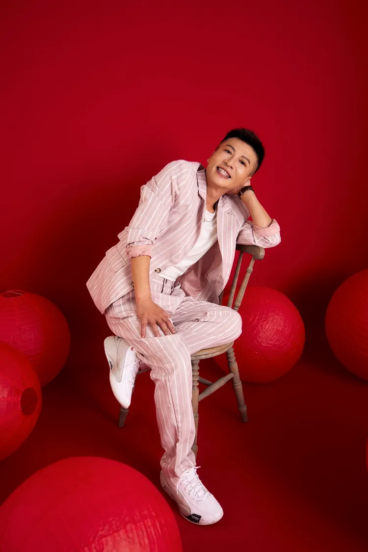 方順吉推出新作，期盼角逐金曲獎。本人提供