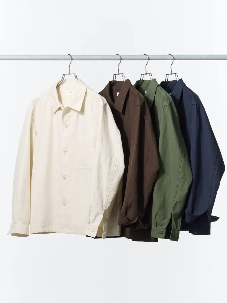 UNIQLO棉麻襯衫式外套，各1490元。品牌提供
