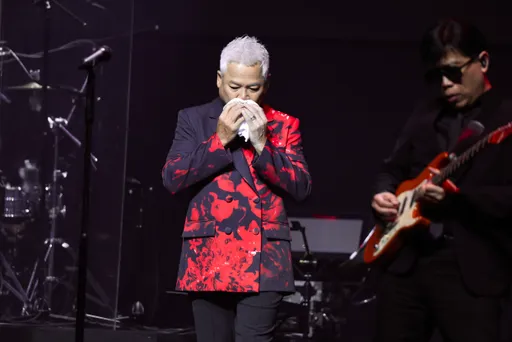 巫啟賢唱到一半心碎掉淚　再見「袁惟仁」最後身影爆哭