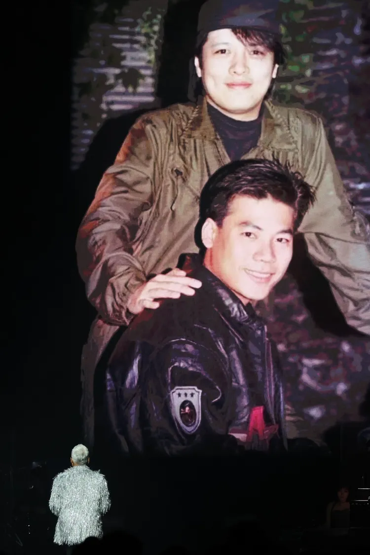 巫啟賢曬出跟劉文正的合影。彭欣偉攝