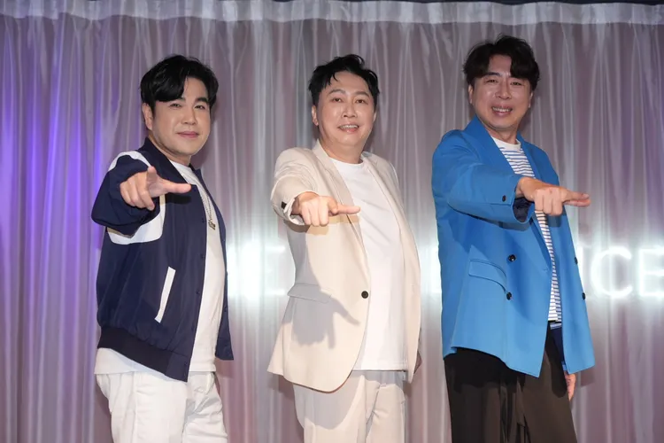 趙正平發片，特別找來梁赫群、林智賢享站台。娛樂中心攝