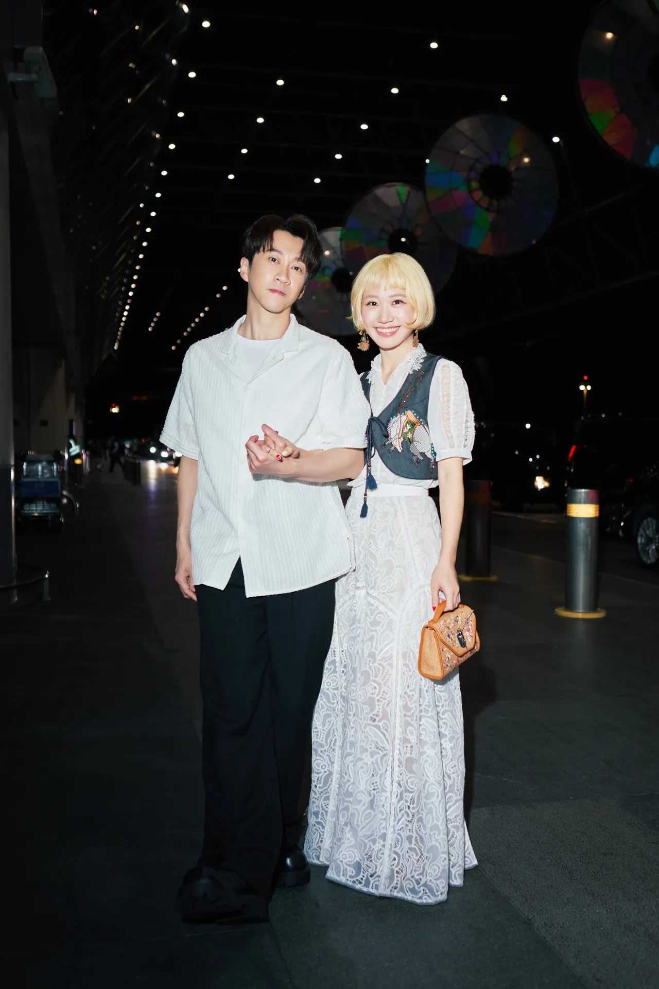 陳漢典（左）與Lulu（右）夫妻檔首度參加巴黎時裝周。品牌提供