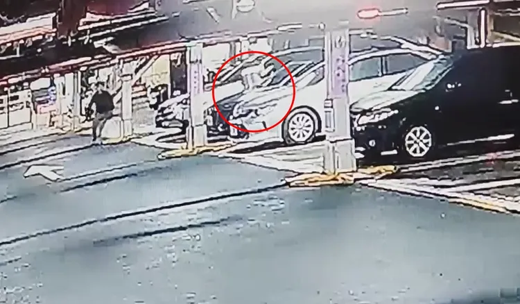 吳男於凌晨落網。翻攝畫面