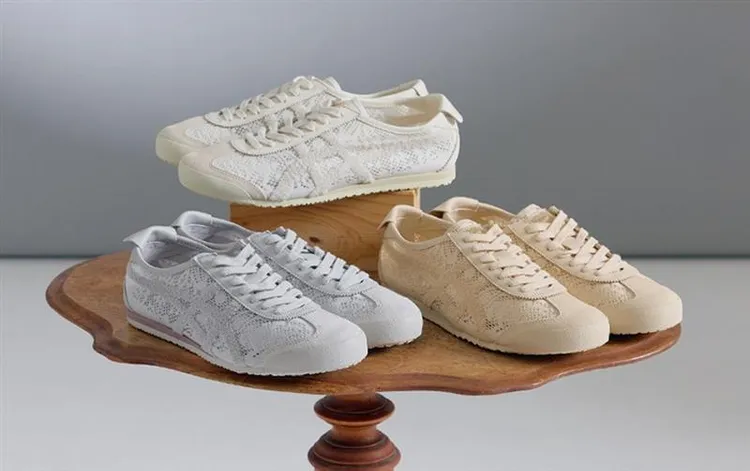 鬼塚虎推出MEXICO 66緹花蕾絲新作。品牌提供