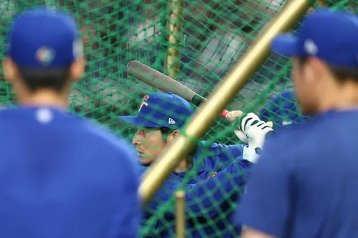 影｜陳傑憲還想上場！賽前「纏繃帶」練打仍開轟　全場驚呆