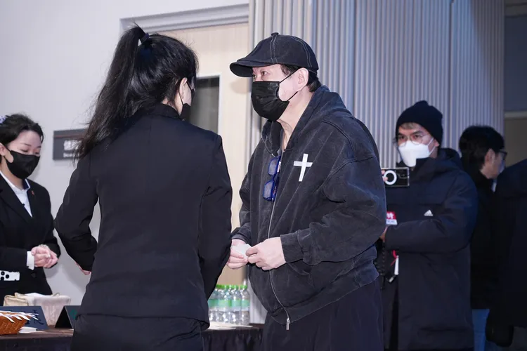 康康到場送別小胖。彭欣偉攝