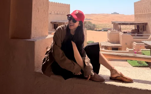 周雨彤才po阿布達比美照就出事！沒報平安　粉絲憂她安危