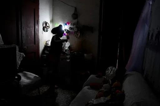 川普多線作戰！伊朗還沒倒　這國可能先崩潰