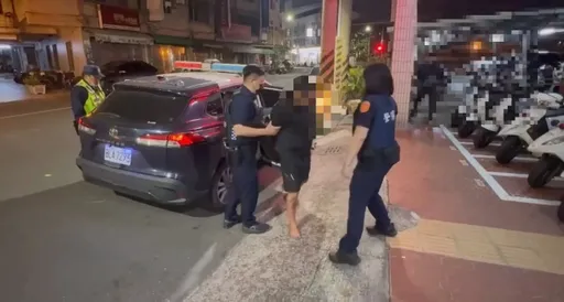 危險駕駛犯眾怒！前鎮警員保護嫌犯防圍毆　強力逮捕後再移送3罪