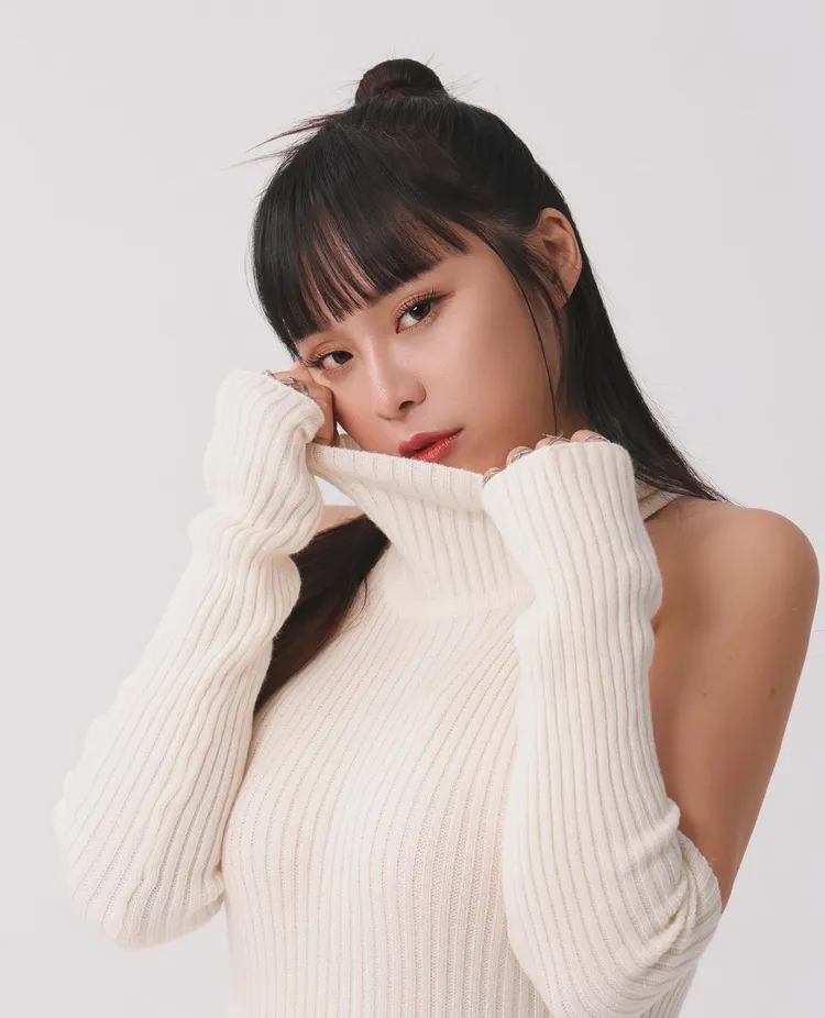 開水小姐日前發文暗指養生館消費李炳輝，引起熱議。翻攝IG