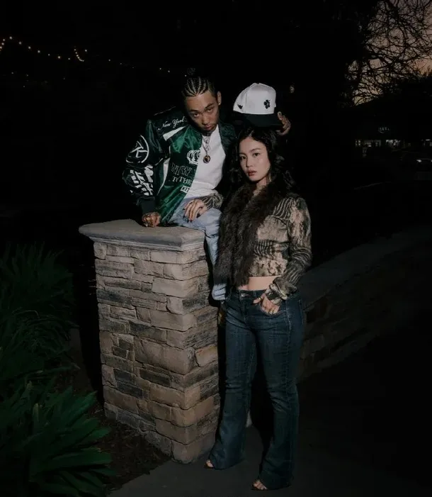 李遐怡（右）、Dok2今推出新歌，爆出交往長達5年。翻攝808 HI RECORDINGS