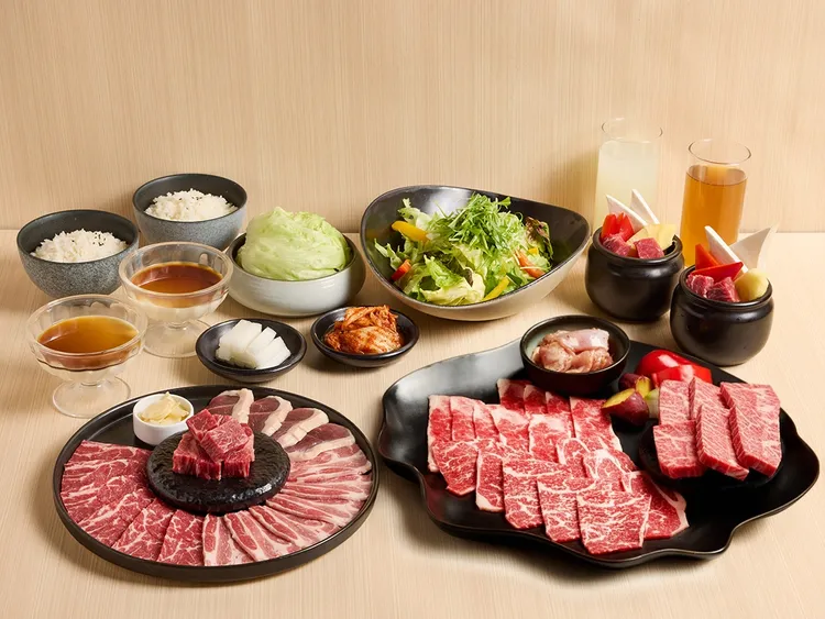 原燒逐步轉型為自助吧店型後，營收表現平均成長逾6成，後市看俏。王品集團提供