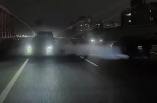 國二南桃園交流道路段4車擦撞　1人頭痛送醫檢傷