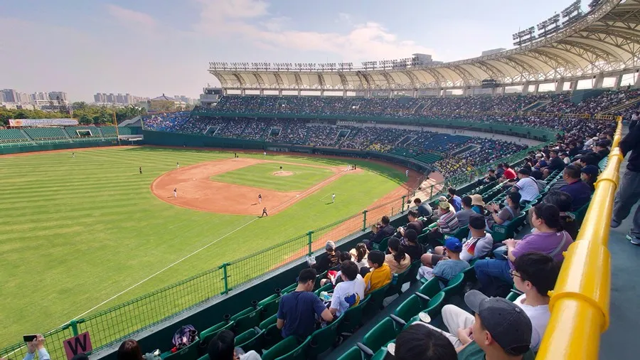 TEAM TAIWAN！高市學生50元看球優惠　職棒賽季3/10起開放預約