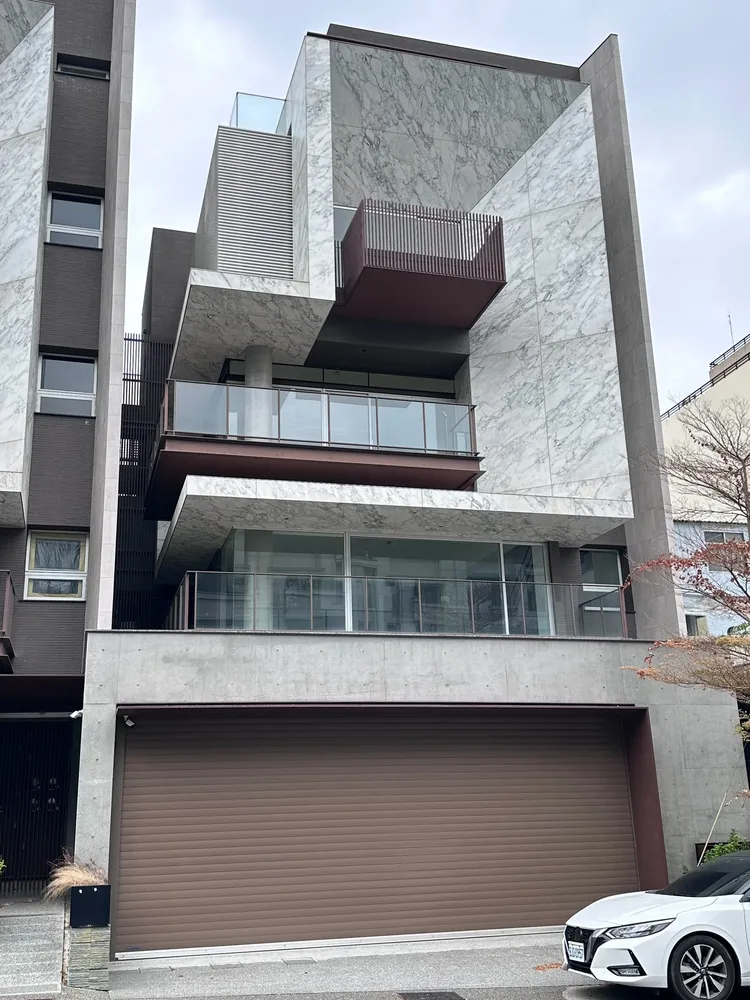 常如山當初以6680萬買下台南豪宅，借名登記劉怡萱名下。特勤中心攝