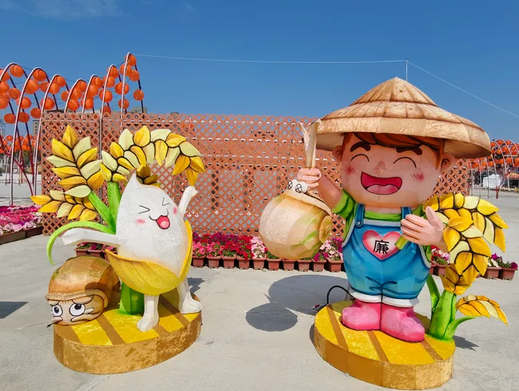 台灣燈會主展場「農漁慶豐收」燈區，由政風室規劃設置廉政創意花燈。觀光署提供