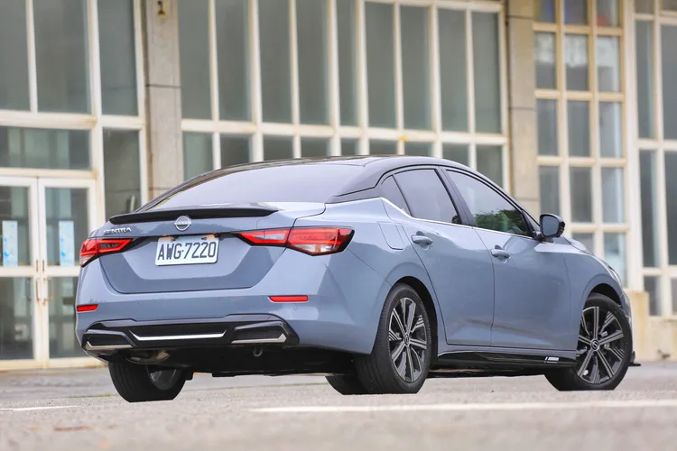 運動化外觀套件不只是點綴，而是讓Sakura主題從內裝延伸至整體視覺，形成由外而內的一致性。林浩昇攝