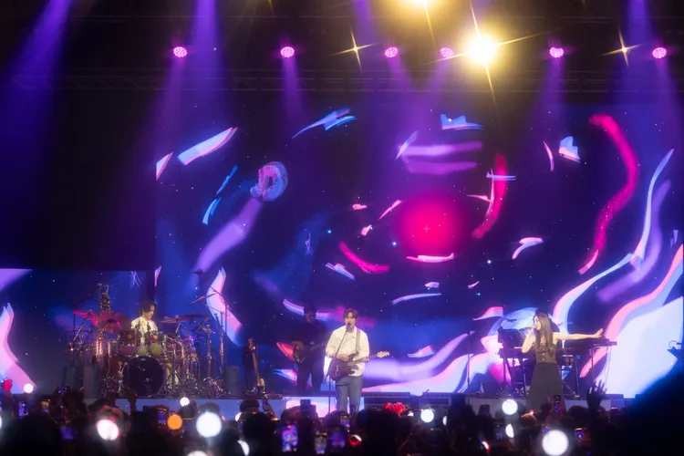 告五人接下來將前往美國與歐洲演出，最終場回到台灣收官。相信音樂提供