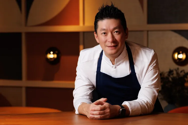 李皞（Paul Lee）主廚的料理哲學融合東西、傳統與現代，並不斷挑戰經典的邊界。豊漁餐飲集團提供