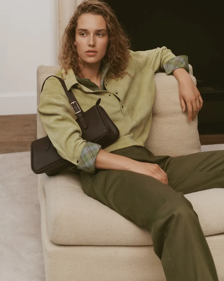 Longchamp本季推出全新Looong系列。品牌提供