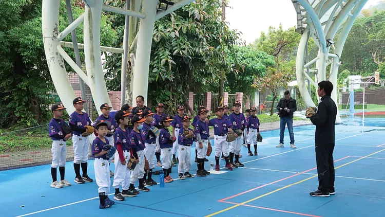 長年投入基層棒球培育的北投桃源國小，持續為台灣培養出一批又一批熱愛棒球的年輕選手。業者提供