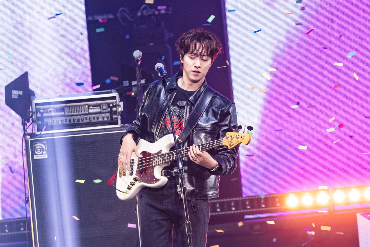 李正信誇台下漂亮又苗條。和協整合行銷提供